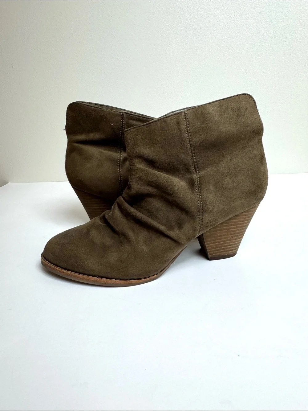 Diba Festival Brown Suede Slouch Bootie Chunky Heel Almond Toe Women's 8.5